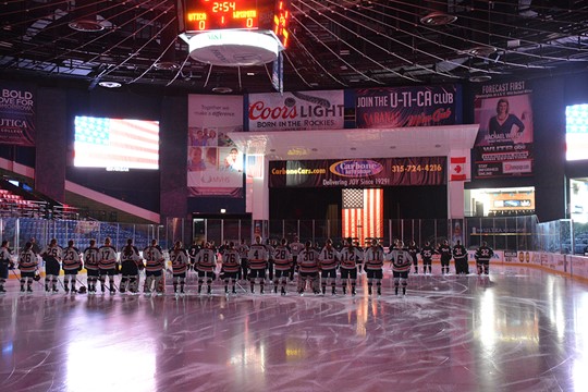 Womens hockey dominates SUNY Potsdam