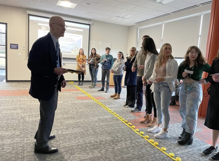 A compounding interest in the classroom workshop hosted by Professor Rick Fenner for education students on Monday, March 27. / Photo: Katie Hanifin