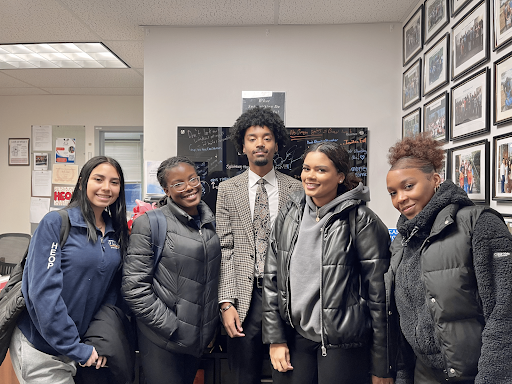 HEOP and CSTEP students gather in the HEOP office.