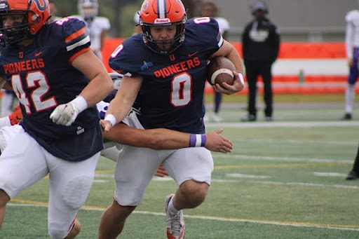 Sam Florio had two touchdowns on the ground in the season opener. Photo courtesy of Luke Reed, Staff Photographer 
